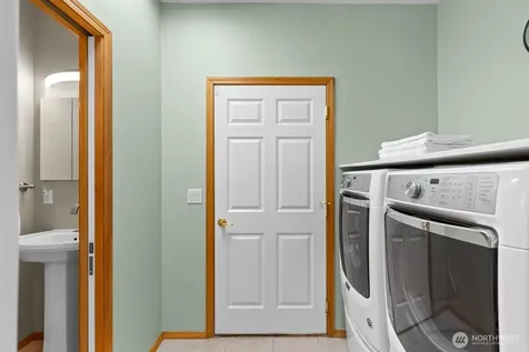 2220 Michael Brooke Wenatchee WA 98801