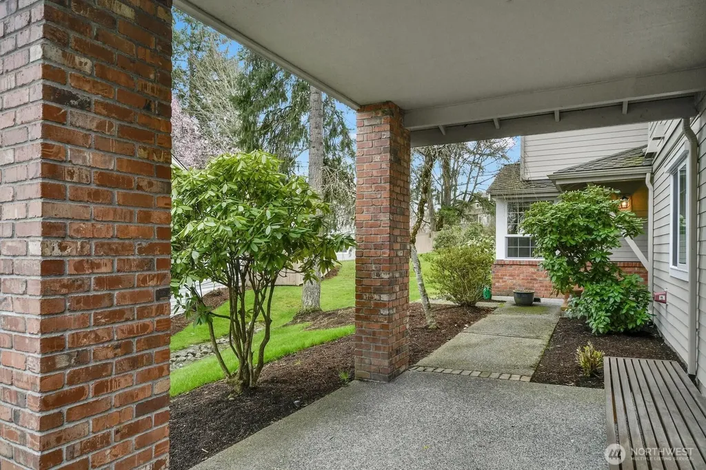 367 145th Place SE Bellevue WA 98007