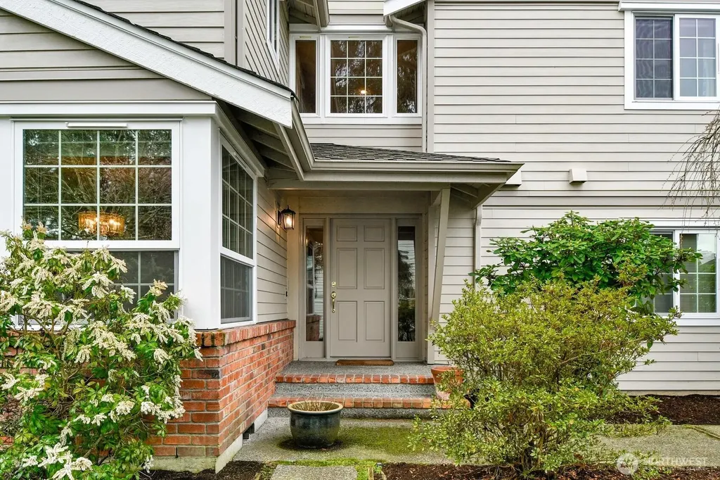 367 145th Place SE Bellevue WA 98007