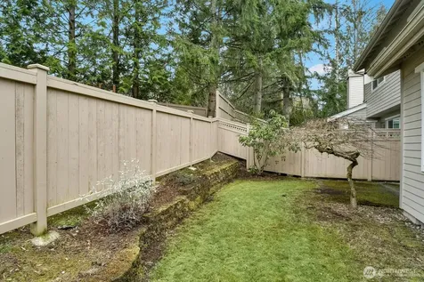 367 145th Place SE Bellevue WA 98007