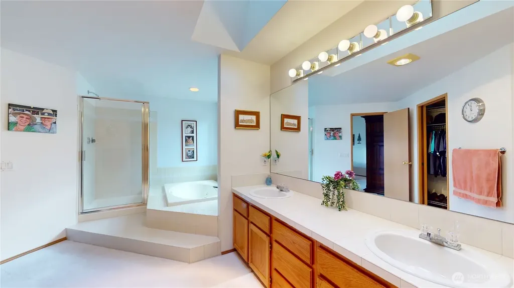 1704 Field Place NE Renton WA 98059