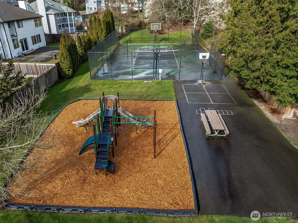 1704 Field Place NE Renton WA 98059