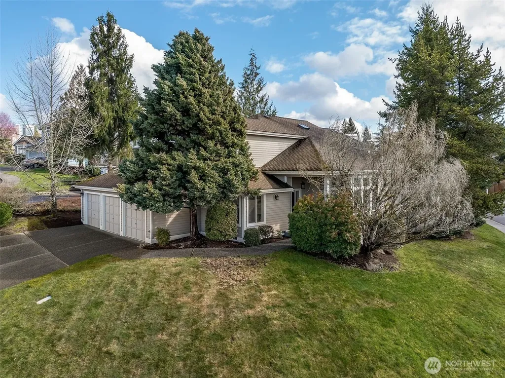 1704 Field Place NE Renton WA 98059