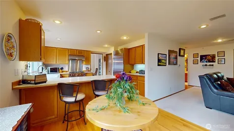 1704 Field Place NE Renton WA 98059