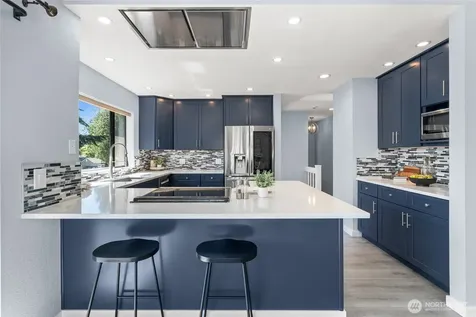 6214 NE 129th Street Kirkland WA 98034