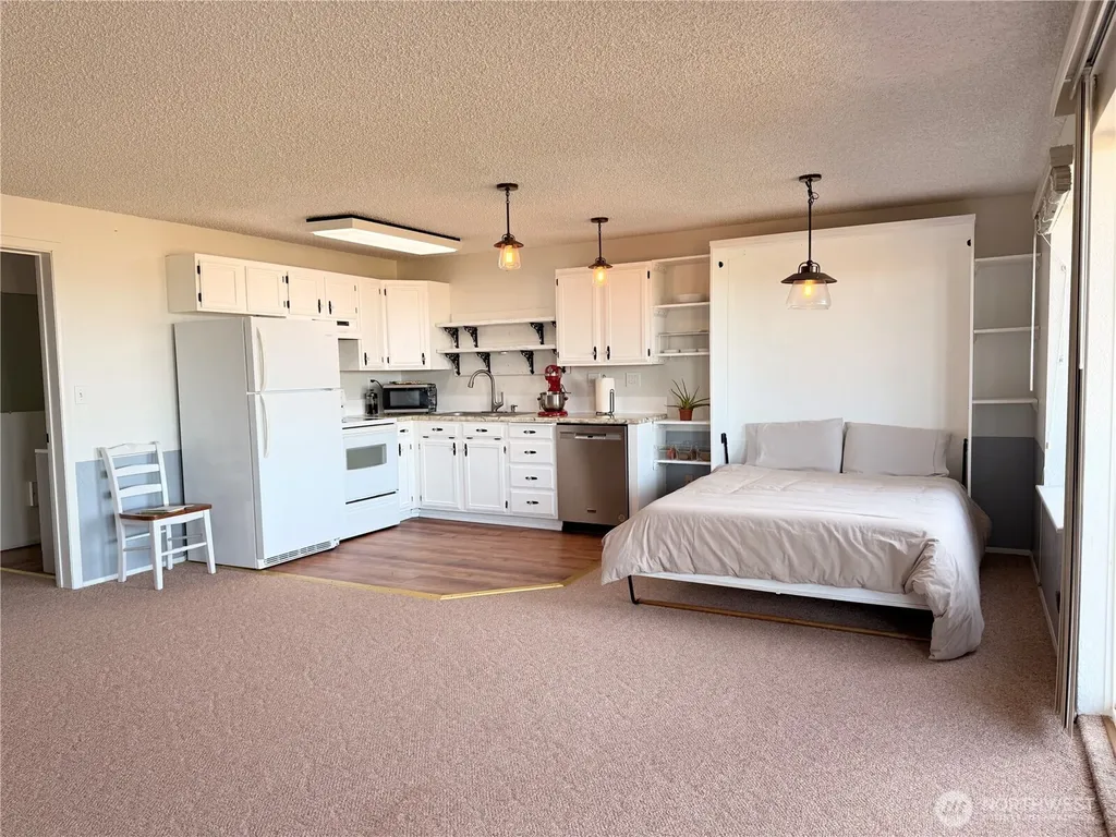 1317 Ocean Shores Blvd SW Ocean Shores WA 98569