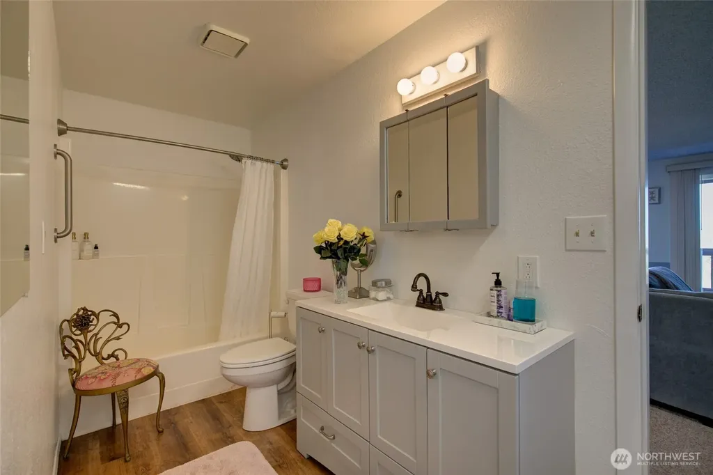 1317 Ocean Shores Blvd SW Ocean Shores WA 98569