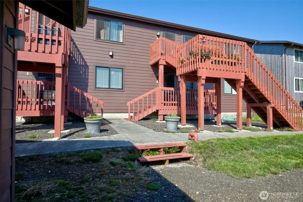 1317 Ocean Shores Blvd SW Ocean Shores WA 98569