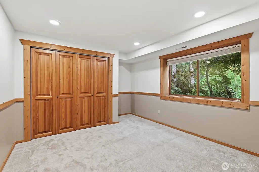 15830 330th Way NE Duvall WA 98019