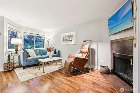 11060 NE 33rd Place Bellevue WA 98004