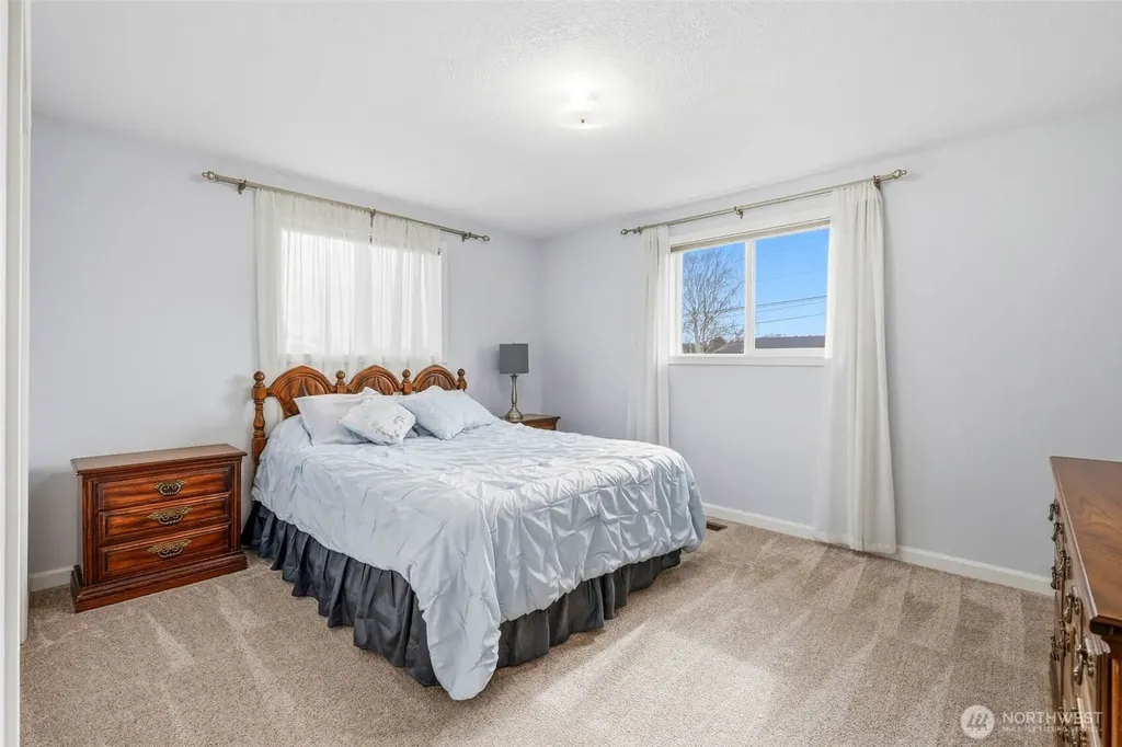 4700 Collins Road West Richland WA 99353