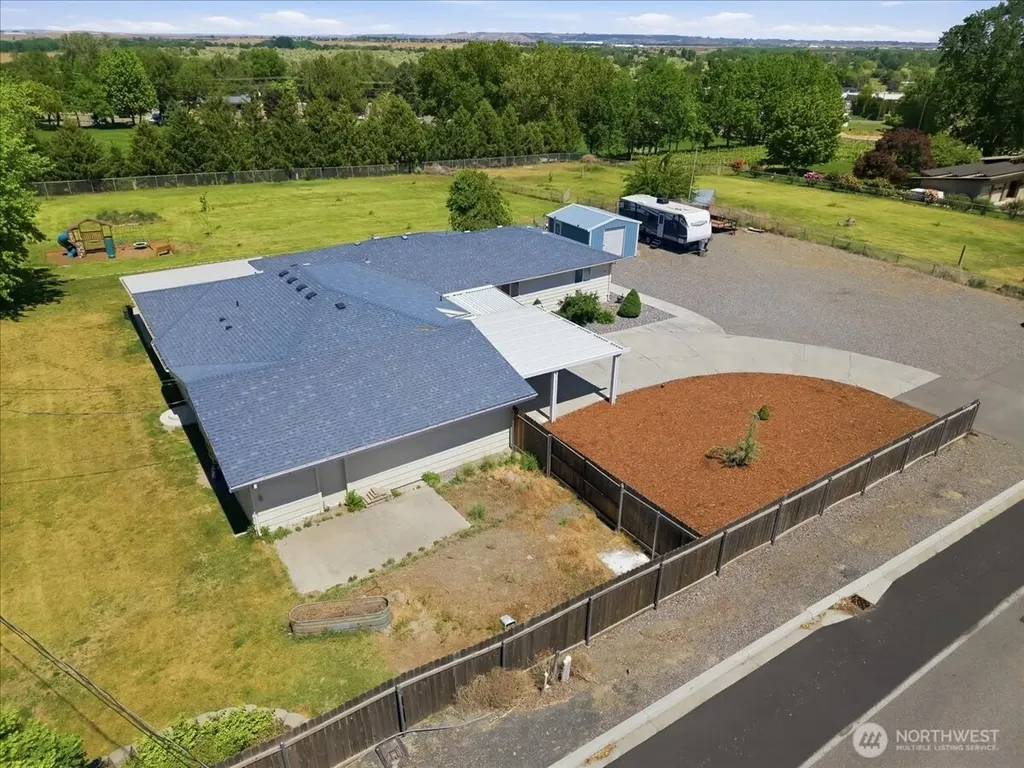 4700 Collins Road West Richland WA 99353
