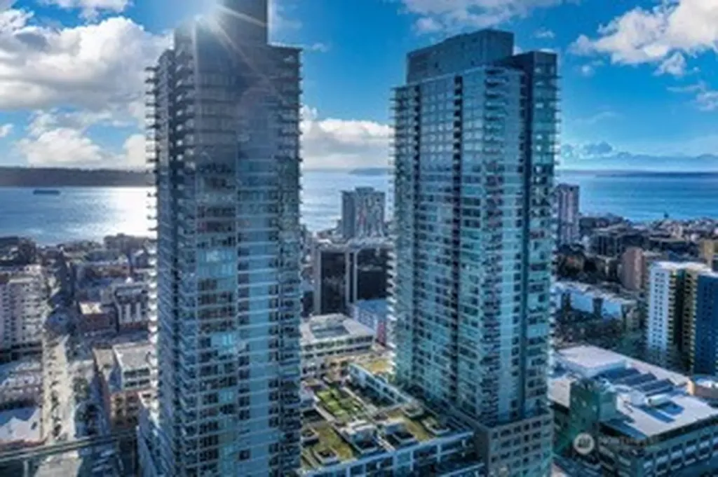 588 Bell Street Seattle WA 98121