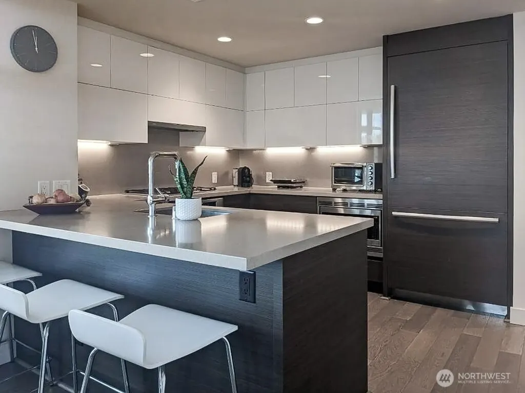588 Bell Street Seattle WA 98121