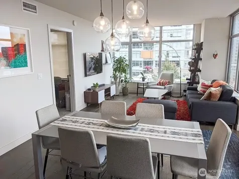 588 Bell Street Seattle WA 98121