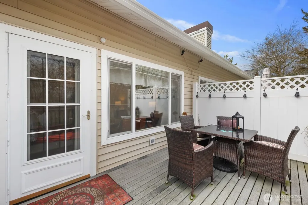 22614 43rd Avenue S Kent WA 98032