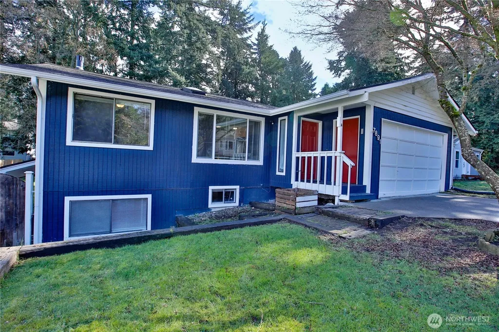 7891 San Juan Avenue Clinton WA 98236