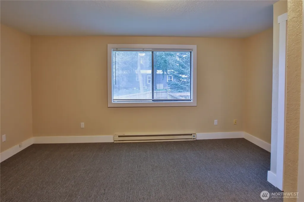7891 San Juan Avenue Clinton WA 98236