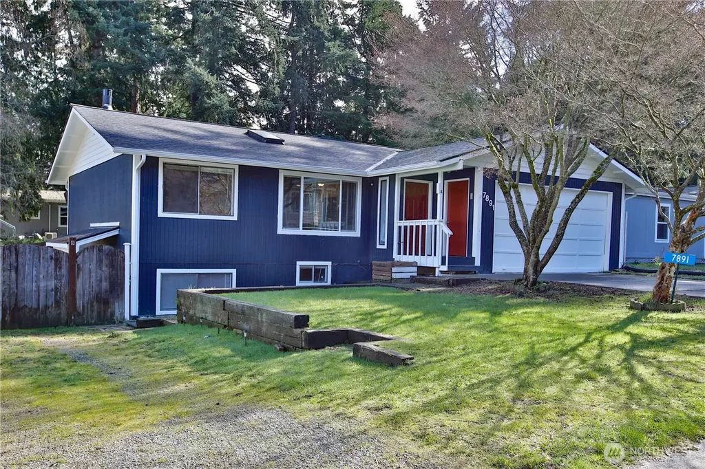 7891 San Juan Avenue Clinton WA 98236