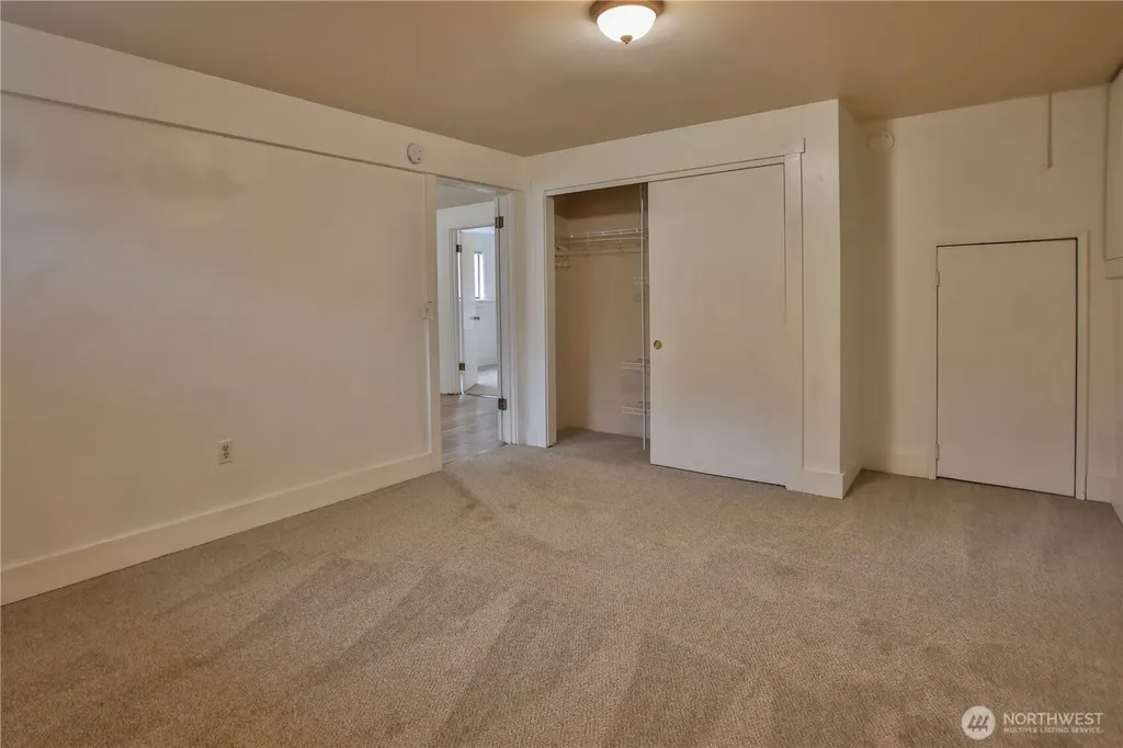 7891 San Juan Avenue Clinton WA 98236