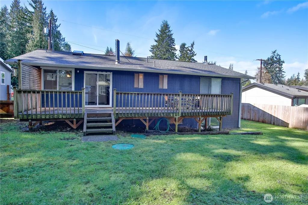 7891 San Juan Avenue Clinton WA 98236