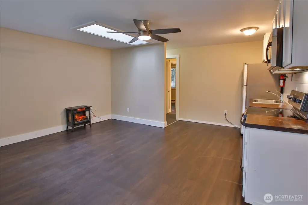 7891 San Juan Avenue Clinton WA 98236