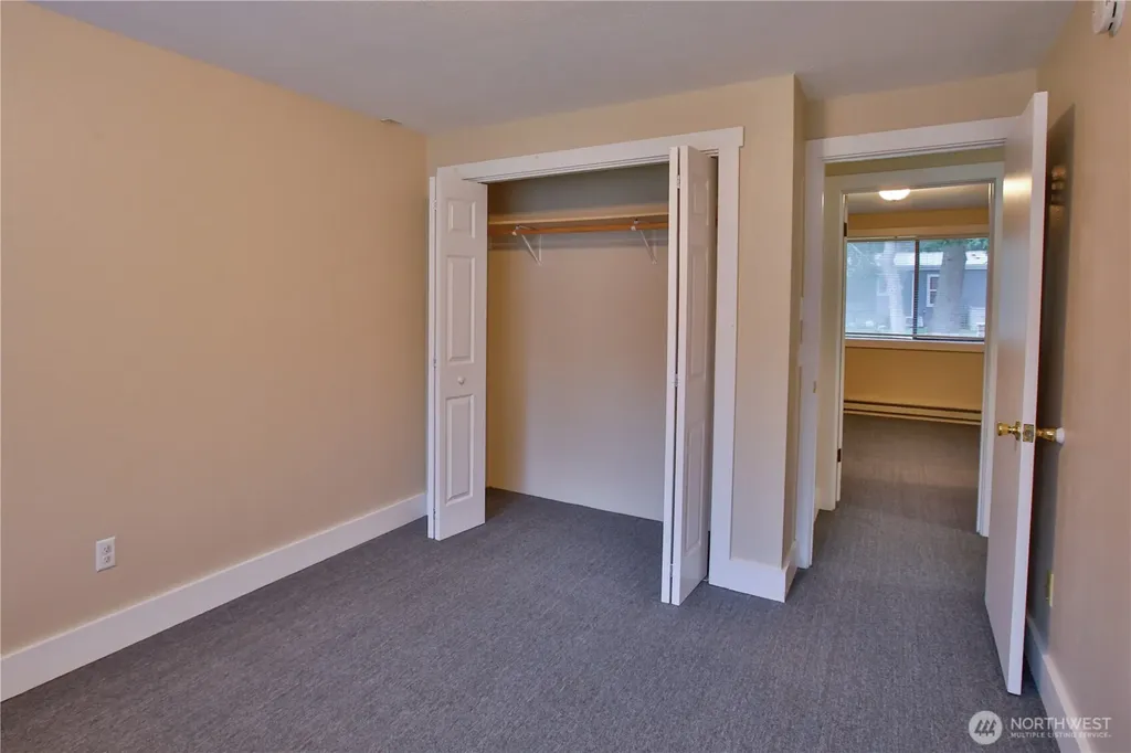 7891 San Juan Avenue Clinton WA 98236