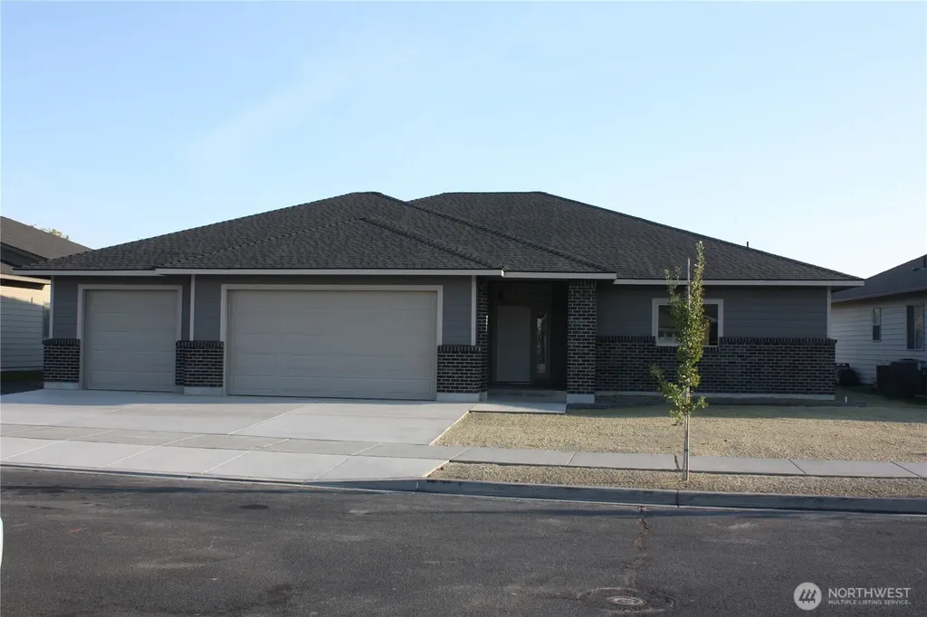 3439 Blue Heron Lane Moses Lake WA 98837