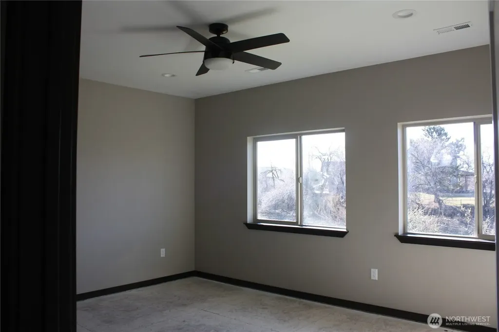 3439 Blue Heron Lane Moses Lake WA 98837