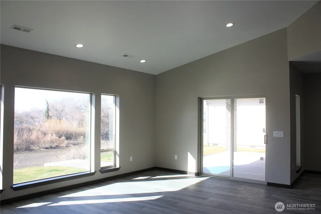 3439 Blue Heron Lane Moses Lake WA 98837