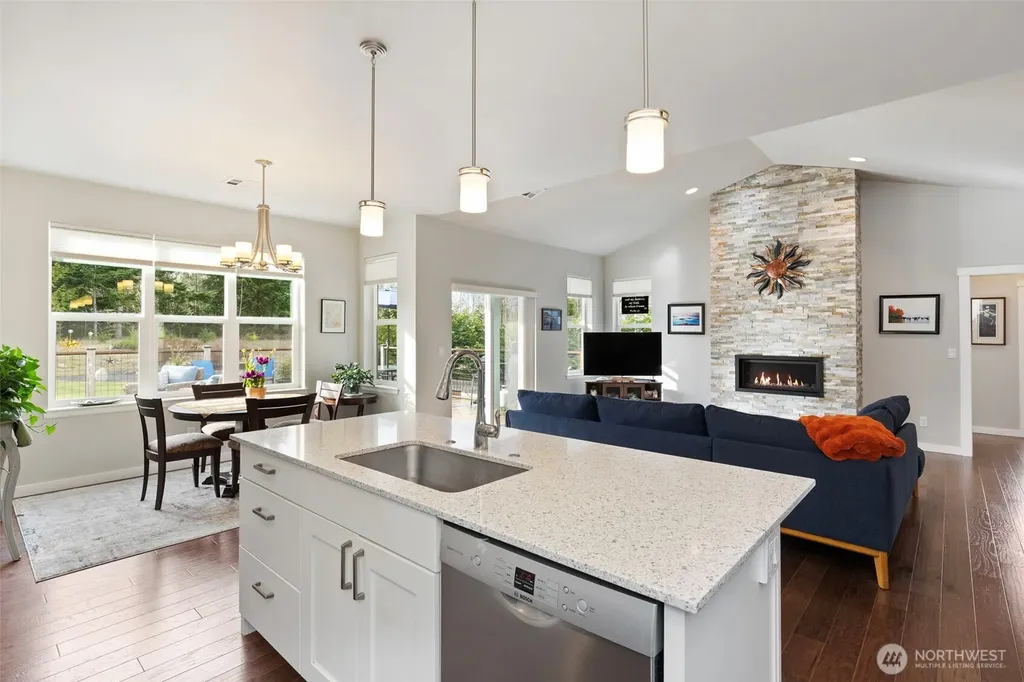 39 Pelton Court Port Ludlow WA 98365