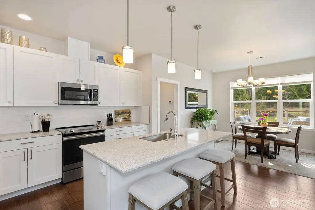 39 Pelton Court Port Ludlow WA 98365
