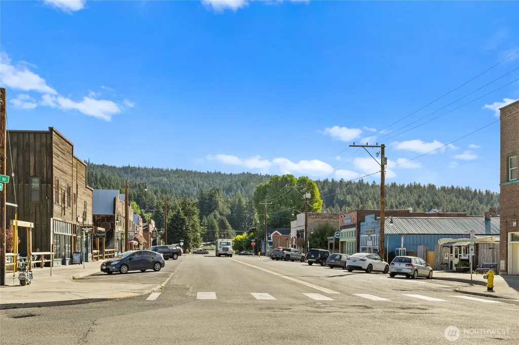 132 5th Street Roslyn WA 98941