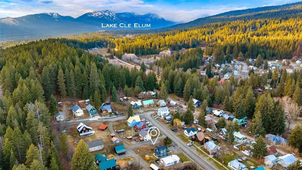 132 5th Street Roslyn WA 98941