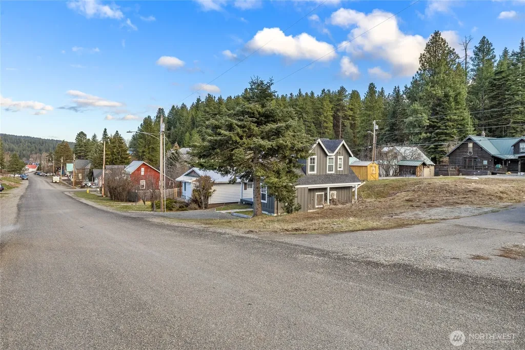 132 5th Street Roslyn WA 98941