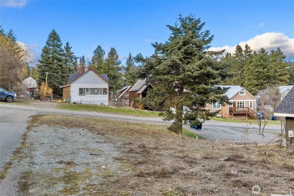 132 5th Street Roslyn WA 98941