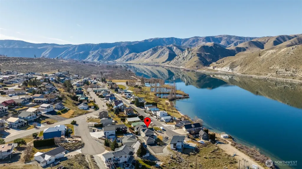 540 Lake Front Drive Orondo WA 98843