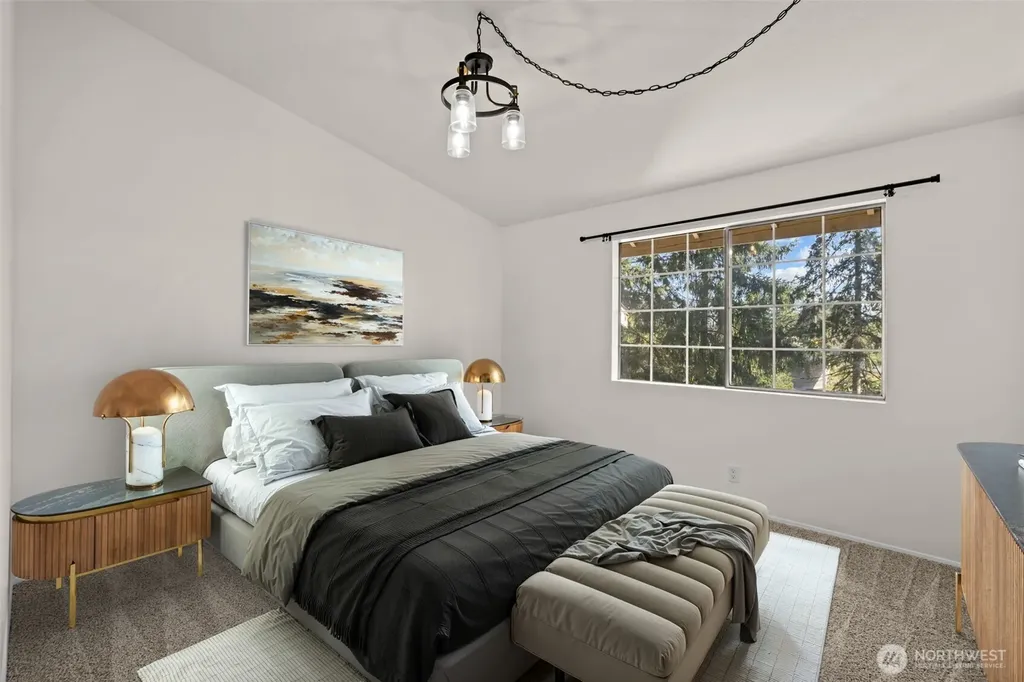 8512 242nd Street SW Edmonds WA 98026