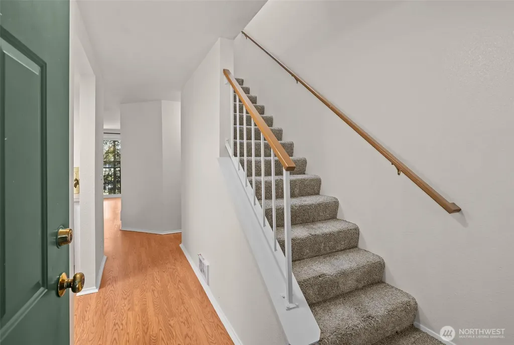 8512 242nd Street SW Edmonds WA 98026