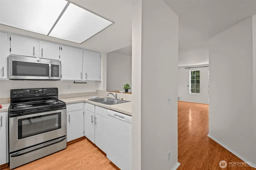 8512 242nd Street SW Edmonds WA 98026