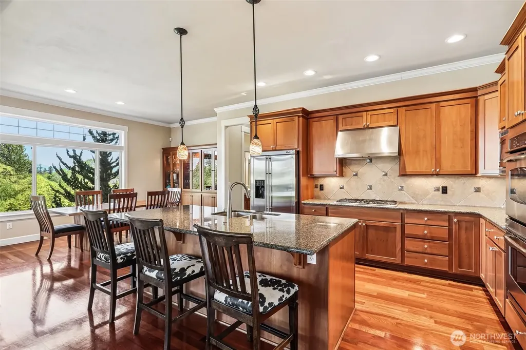 21729 Quiet Water Loop Lake Tapps WA 98391