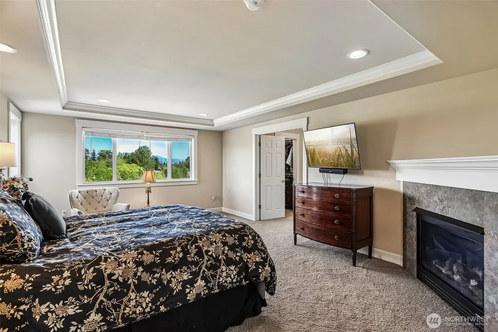 21729 Quiet Water Loop Lake Tapps WA 98391