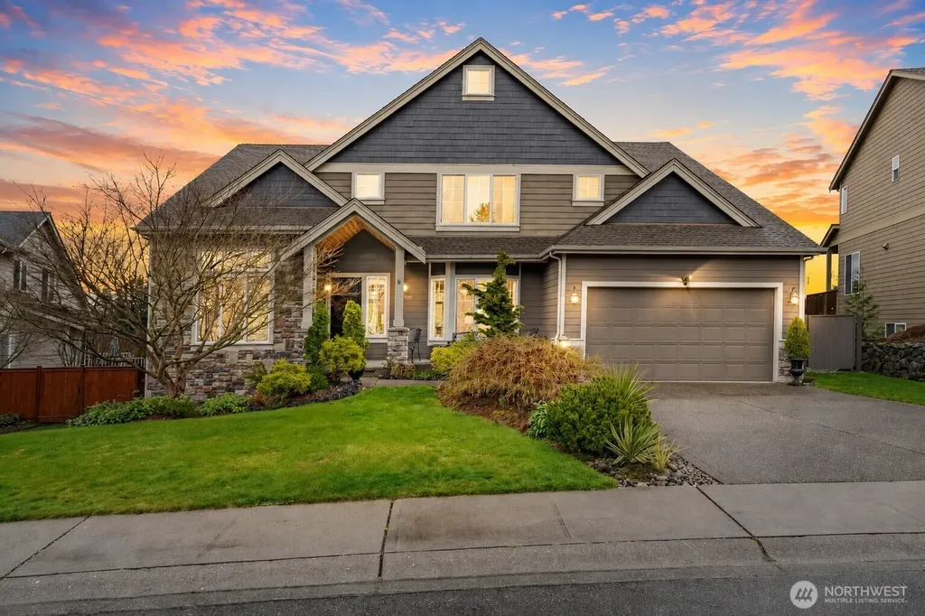 21729 Quiet Water Loop Lake Tapps WA 98391