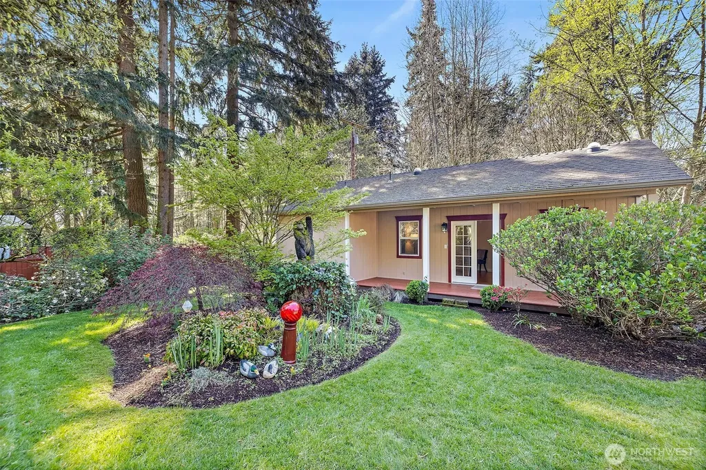 33507 43rd Avenue SW Federal Way WA 98023