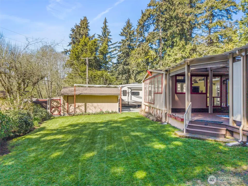 33507 43rd Avenue SW Federal Way WA 98023