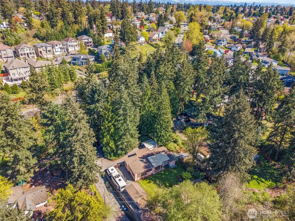 33507 43rd Avenue SW Federal Way WA 98023