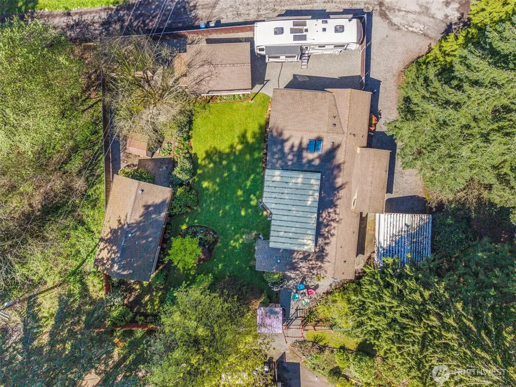 33507 43rd Avenue SW Federal Way WA 98023