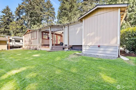 33507 43rd Avenue SW Federal Way WA 98023