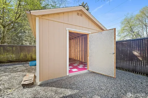 33507 43rd Avenue SW Federal Way WA 98023