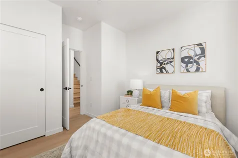 957 N 35th Street Seattle WA 98103